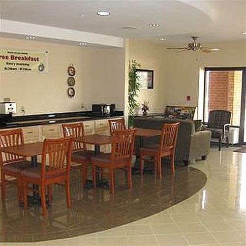 Heritage Inn Picayune Restoran gambar